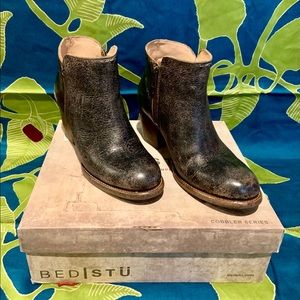 BED STU Yell Zip-Up Booties